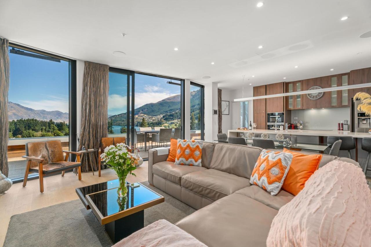 Chic Penthouse & By Staysouth Apartment Queenstown